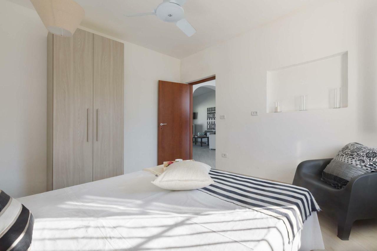 Villa Hoara By Barbarhouse Brindisi Buitenkant foto