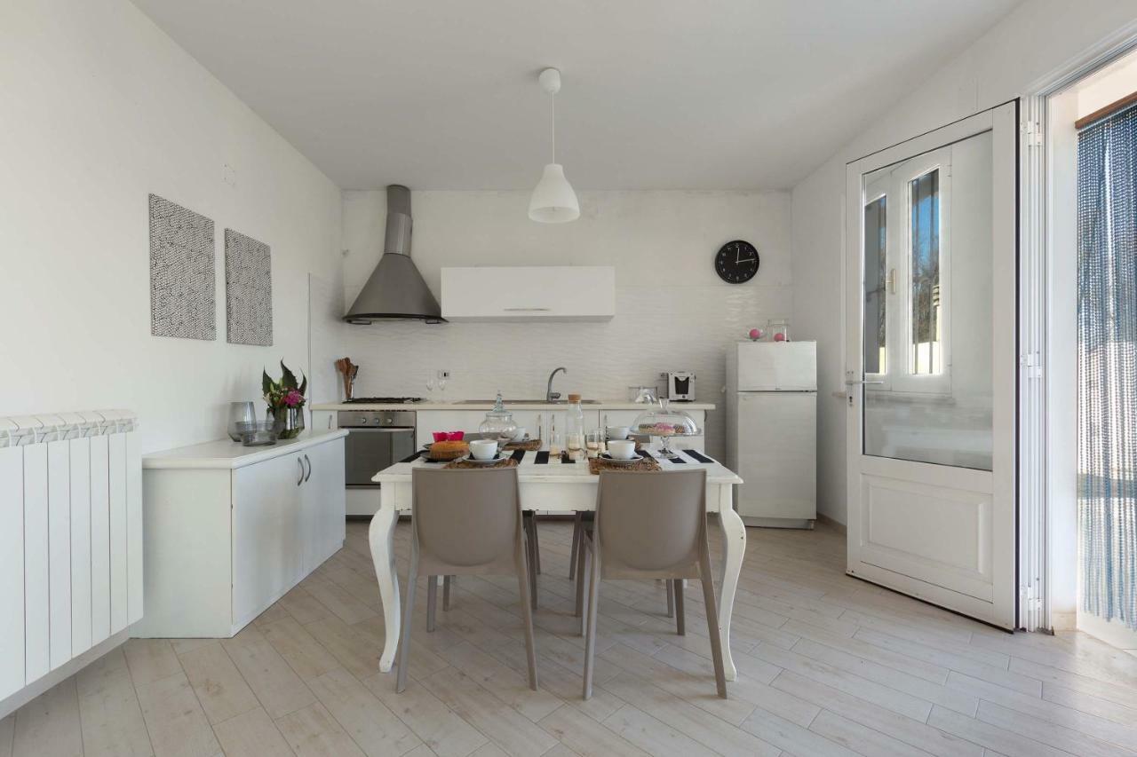 Villa Hoara By Barbarhouse Brindisi Buitenkant foto